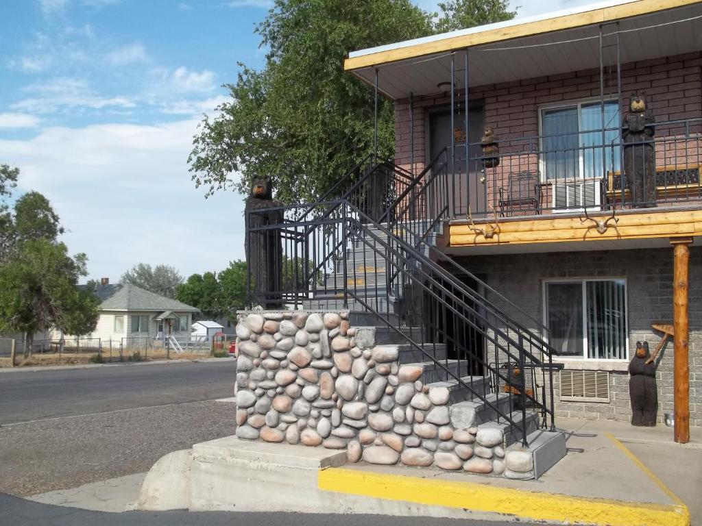 Budget Host Elk Antler Inn Thermopolis Exterior photo