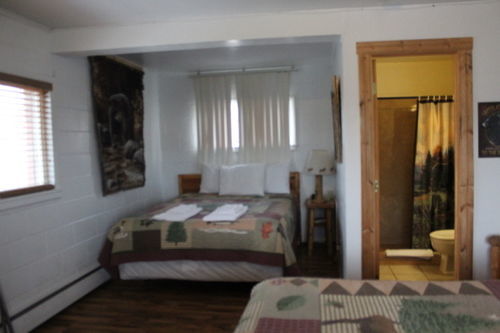 Budget Host Elk Antler Inn Thermopolis Exterior photo